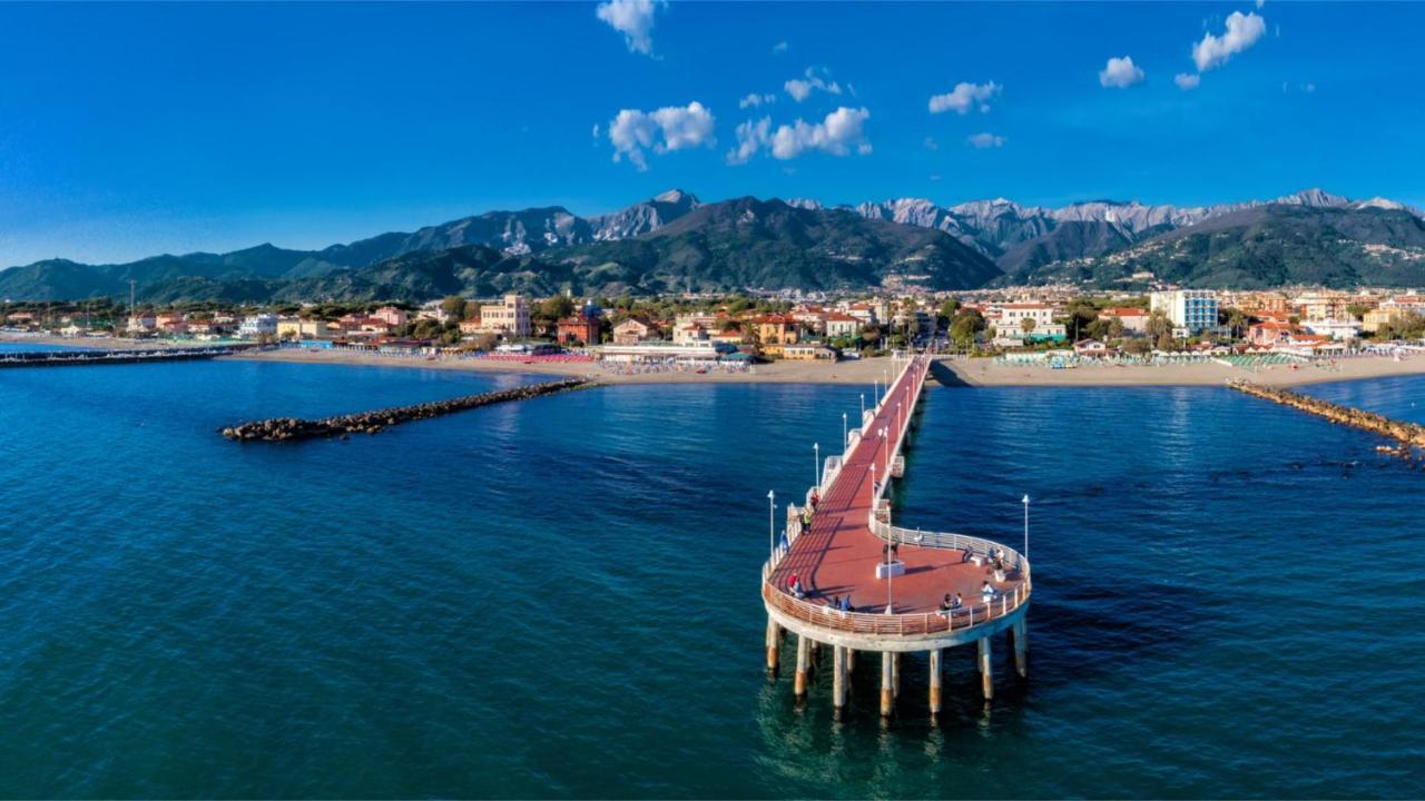 "La Casetta Nascosta" A Marina Di Massa Luaran gambar